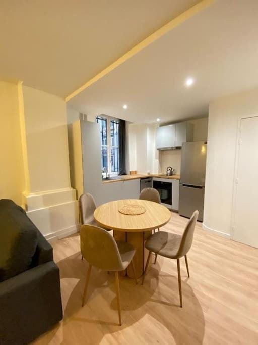 Cozy 1BR in Lyon Center Apartment in Lyon