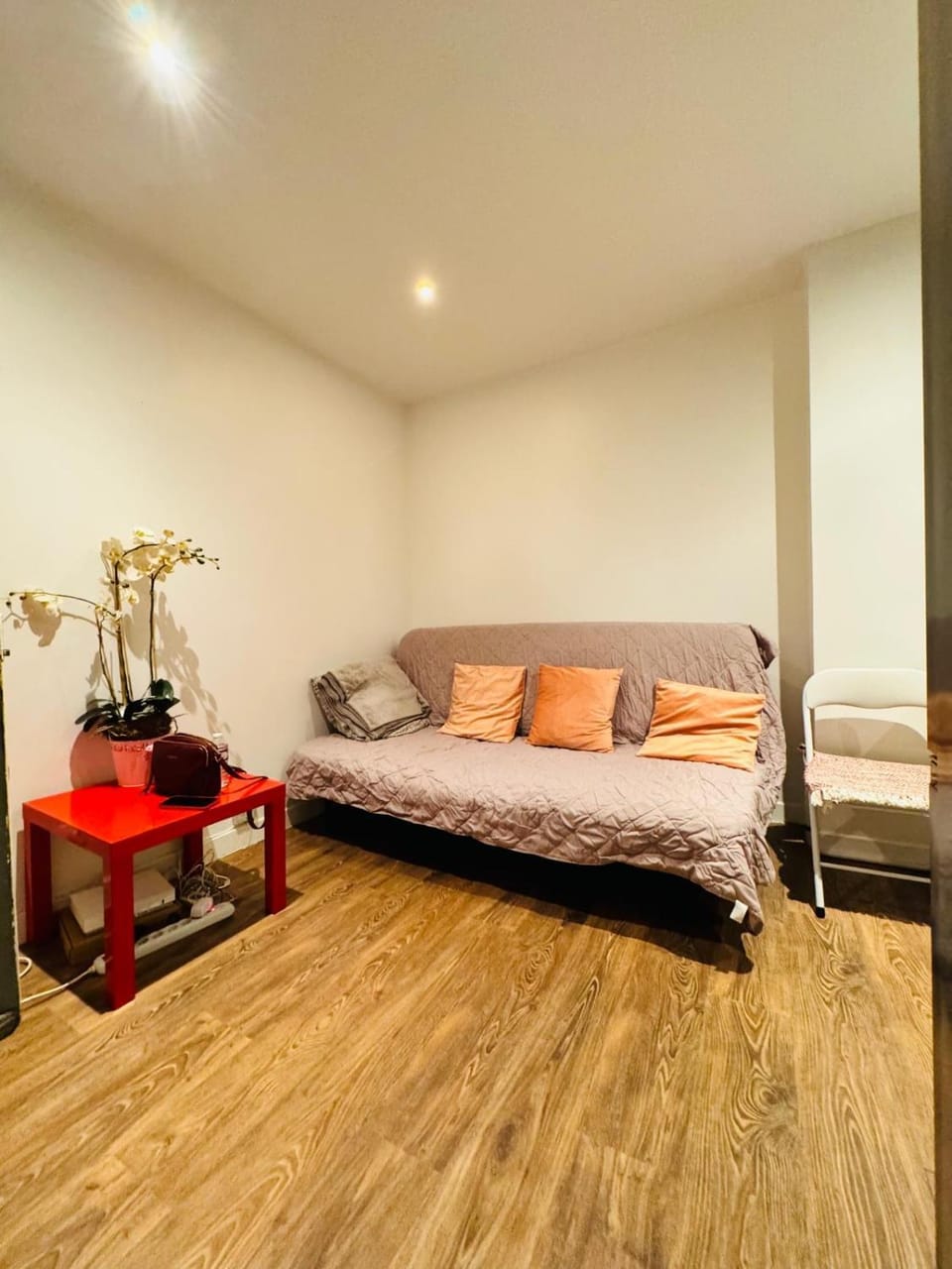 Prelep stan u srcu Pariza kod trga Republike! Apartment in Paris