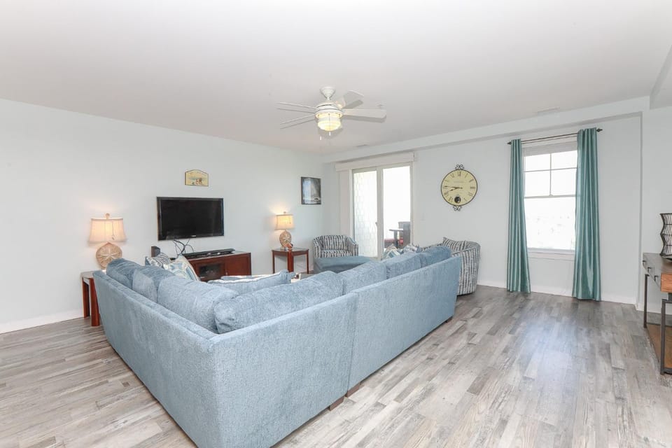 Sojourn Dune it Right Sleeps 8 Great Views House in Sandbridge