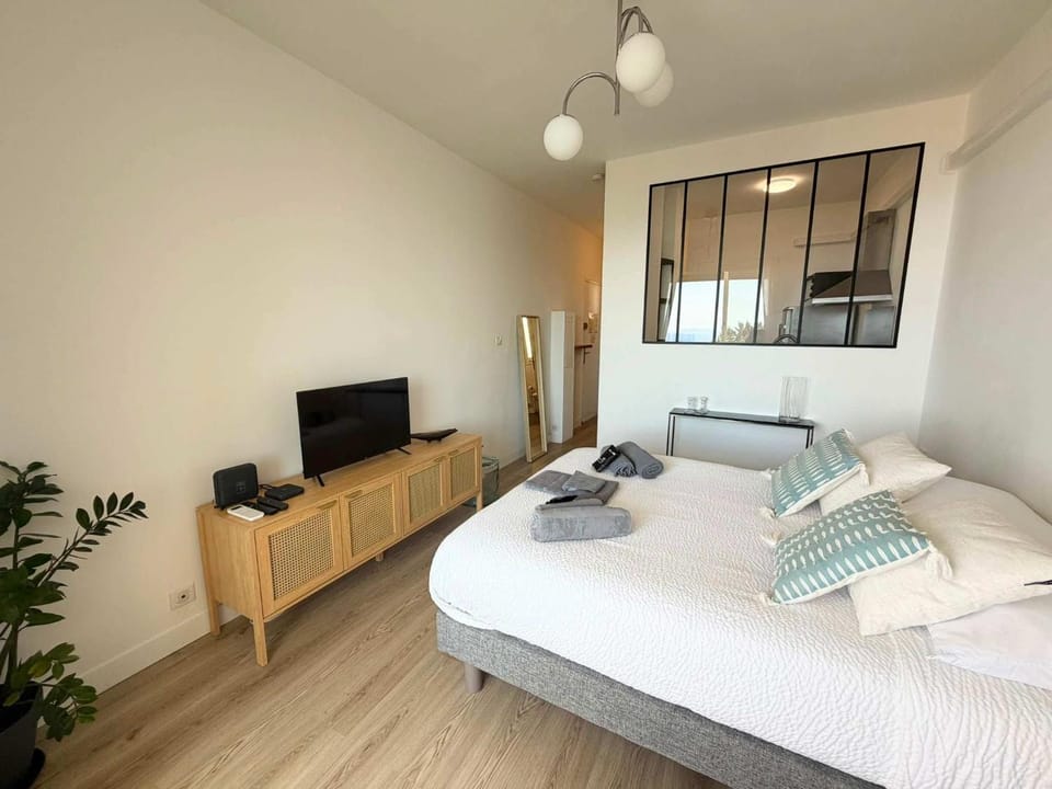 Casamea - Studio Vue Mer, Parking, Plage, Clim Apartment in Ajaccio