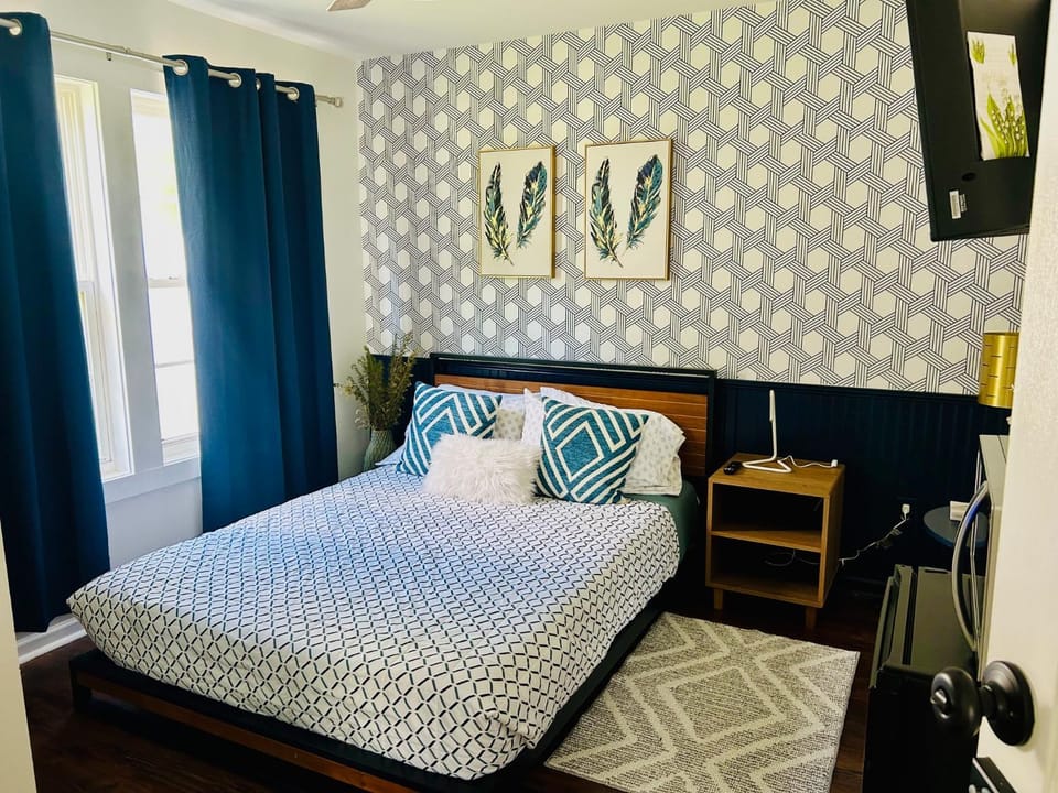Bed, Bedroom