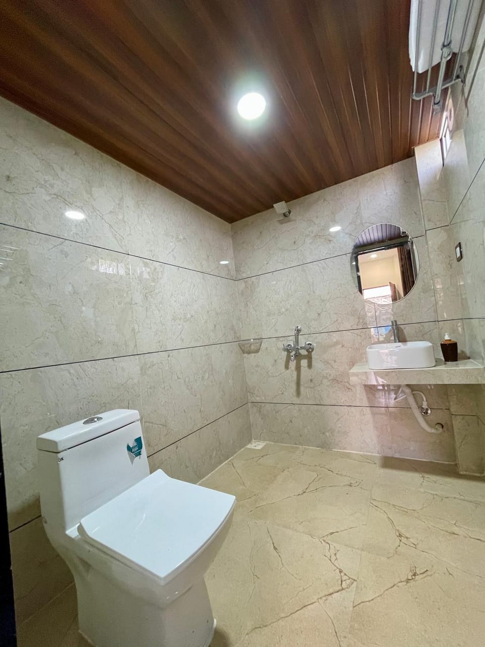 Shower, Toilet, Bathroom, Bath