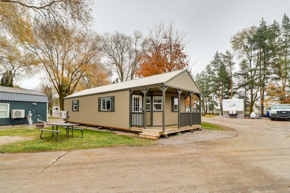 20 Mi to Glacier Nat’l Park: Columbia Falls Studio Apartment in Idaho