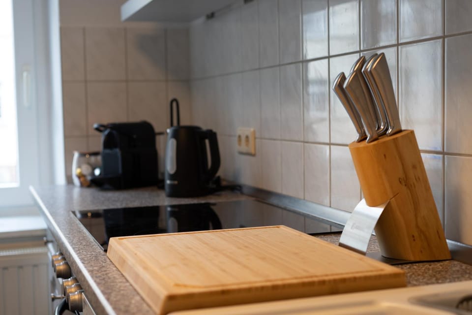 Kitchen or kitchenette, kitchen