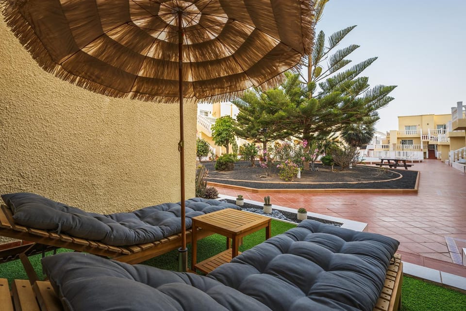 Balcony/Terrace, Garden view
