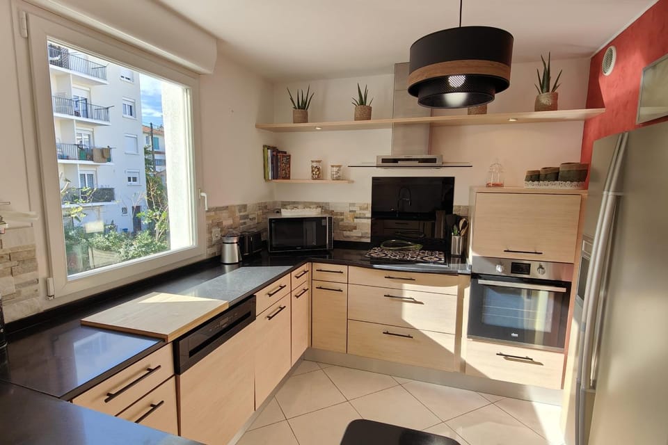 66 m all comfort in Saint-Raphaël Apartment in Saint-Raphael