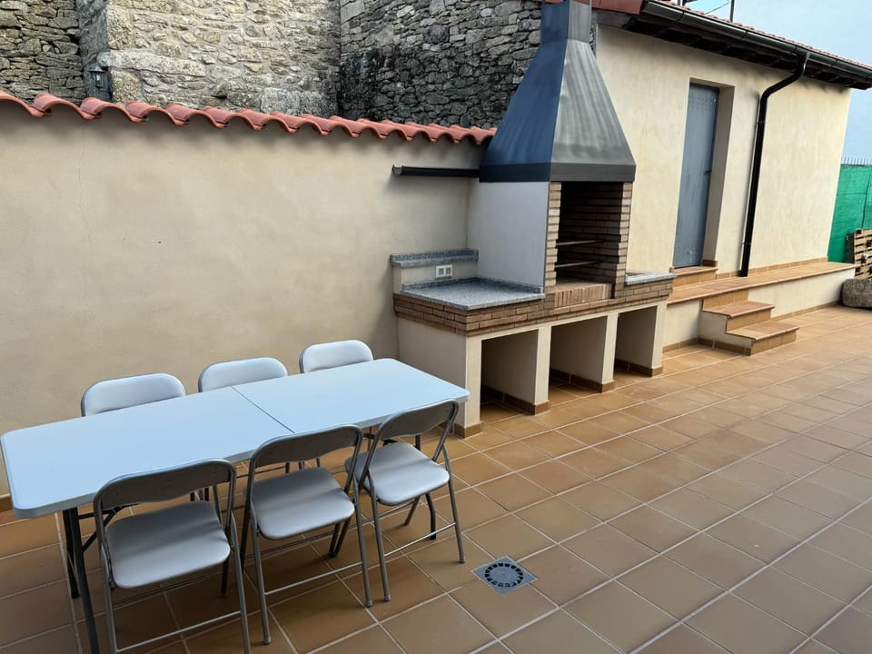 Patio, BBQ facilities, Dining area
