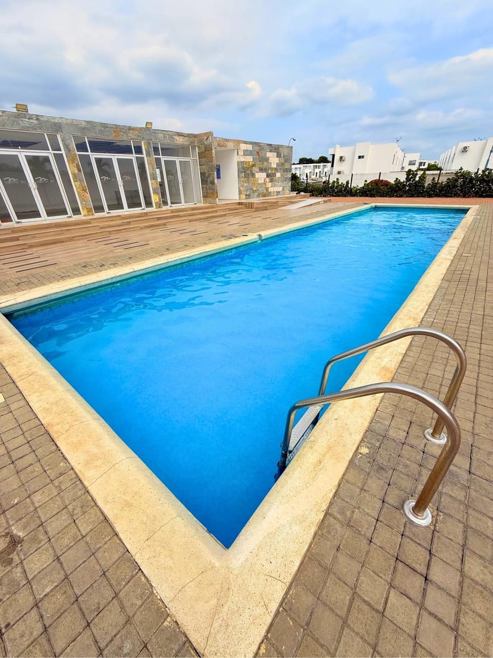 Day, Pool view, Swimming pool, sunbed