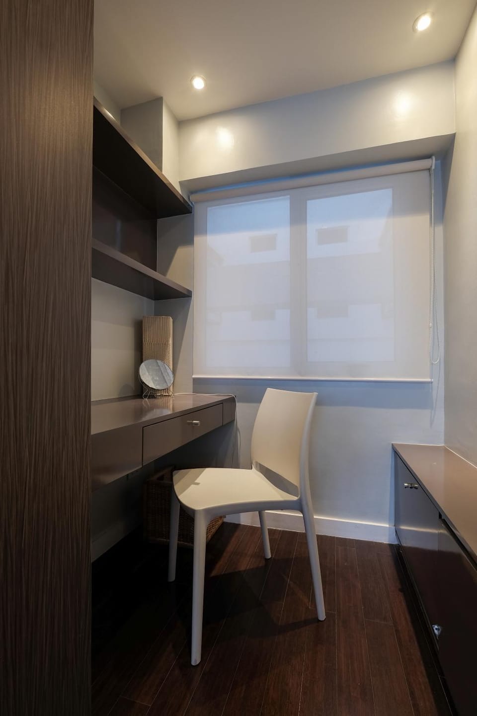 One bedroom budget condo in BGC Apartment in Makati
