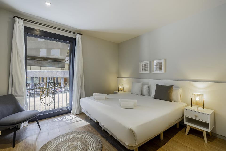 Bed, Bedroom