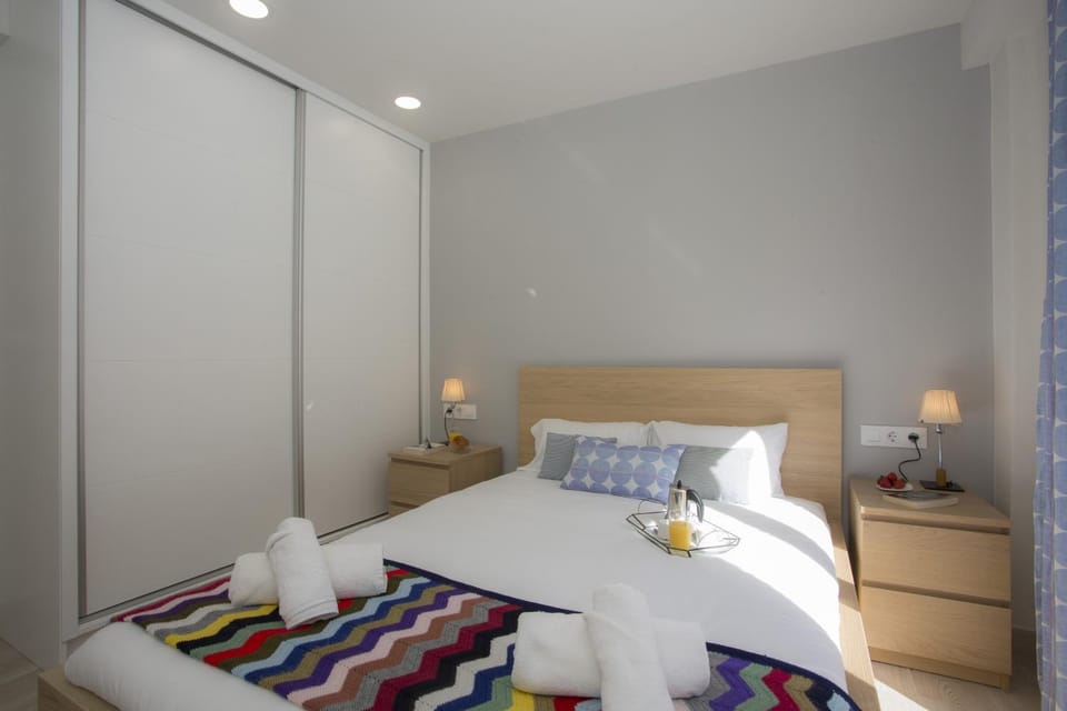 Bed, Photo of the whole room, Bedroom, wardrobe