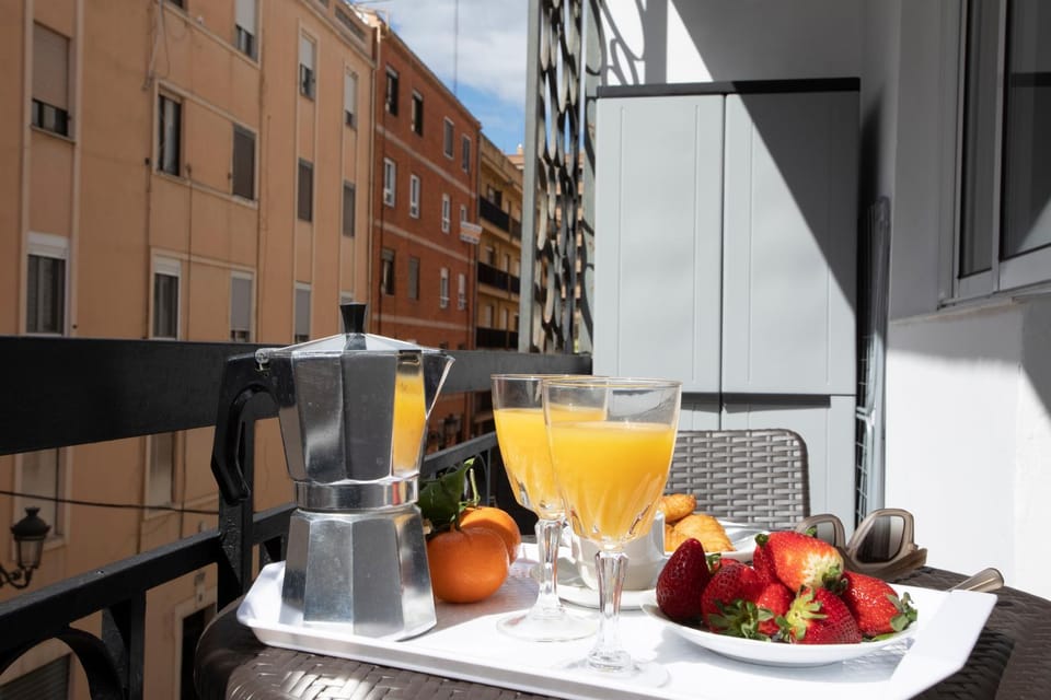 View (from property/room), Balcony/Terrace, Food and drinks