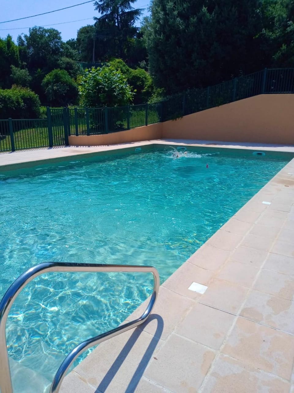 Villa climatisée calme avec piscine partagée Saint AYGULF/FREJUS Villa in Roquebrune-sur-Argens