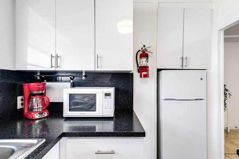 Inviting 1-BR apartment for 4 people V2 Apartment in Coral Gables