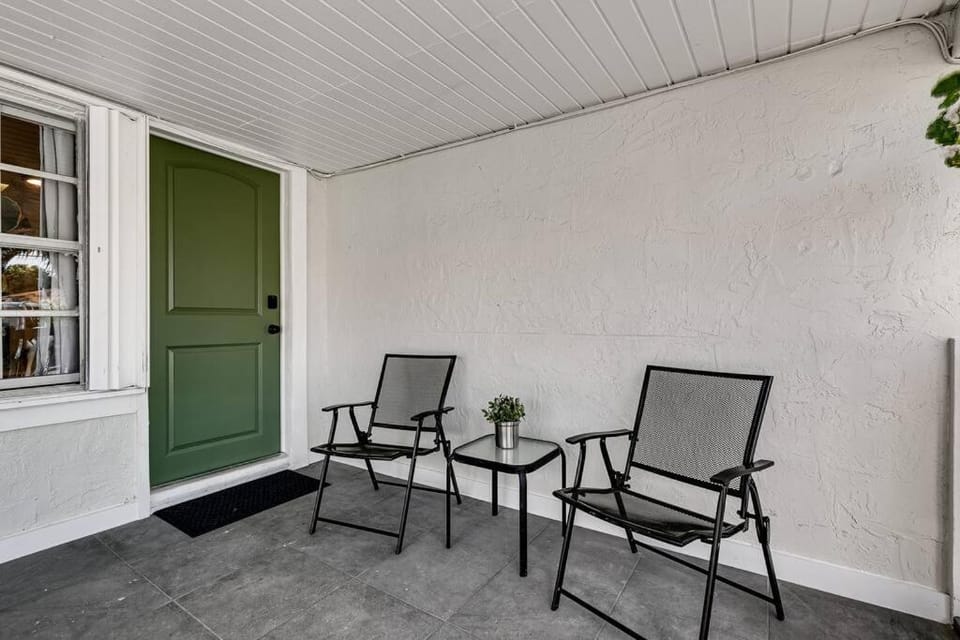 Captivating 2-BR apartment for 5 people V3 Apartment in Coral Gables