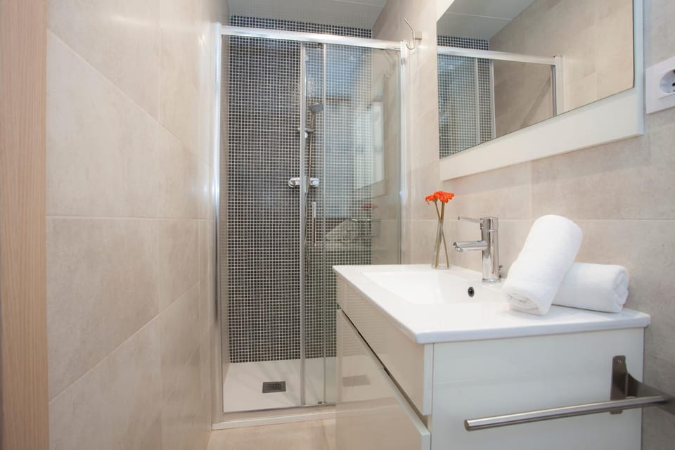 Shower, Bathroom