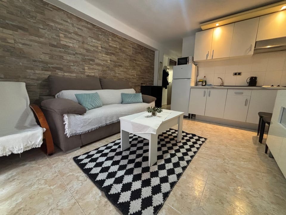 Fantástico apartamento La Pineda Apartment in La Pineda