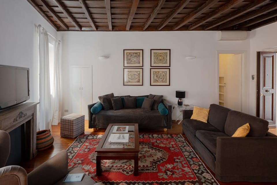 Elegante rifugio in centro storico Roma tra Piazza del Popolo e Piazza di Spagna Apartment in Rome
