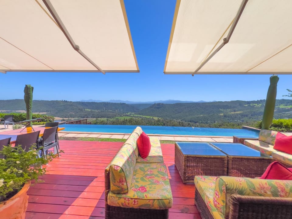 Patio, Day, Natural landscape, View (from property/room), Balcony/Terrace, Mountain view, Pool view, Swimming pool, sunbed