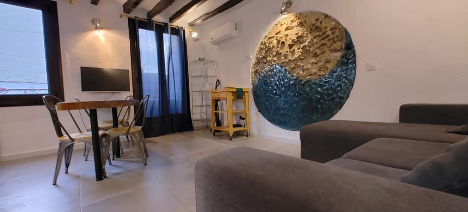 TAO.casa METAL Apartment in Olot