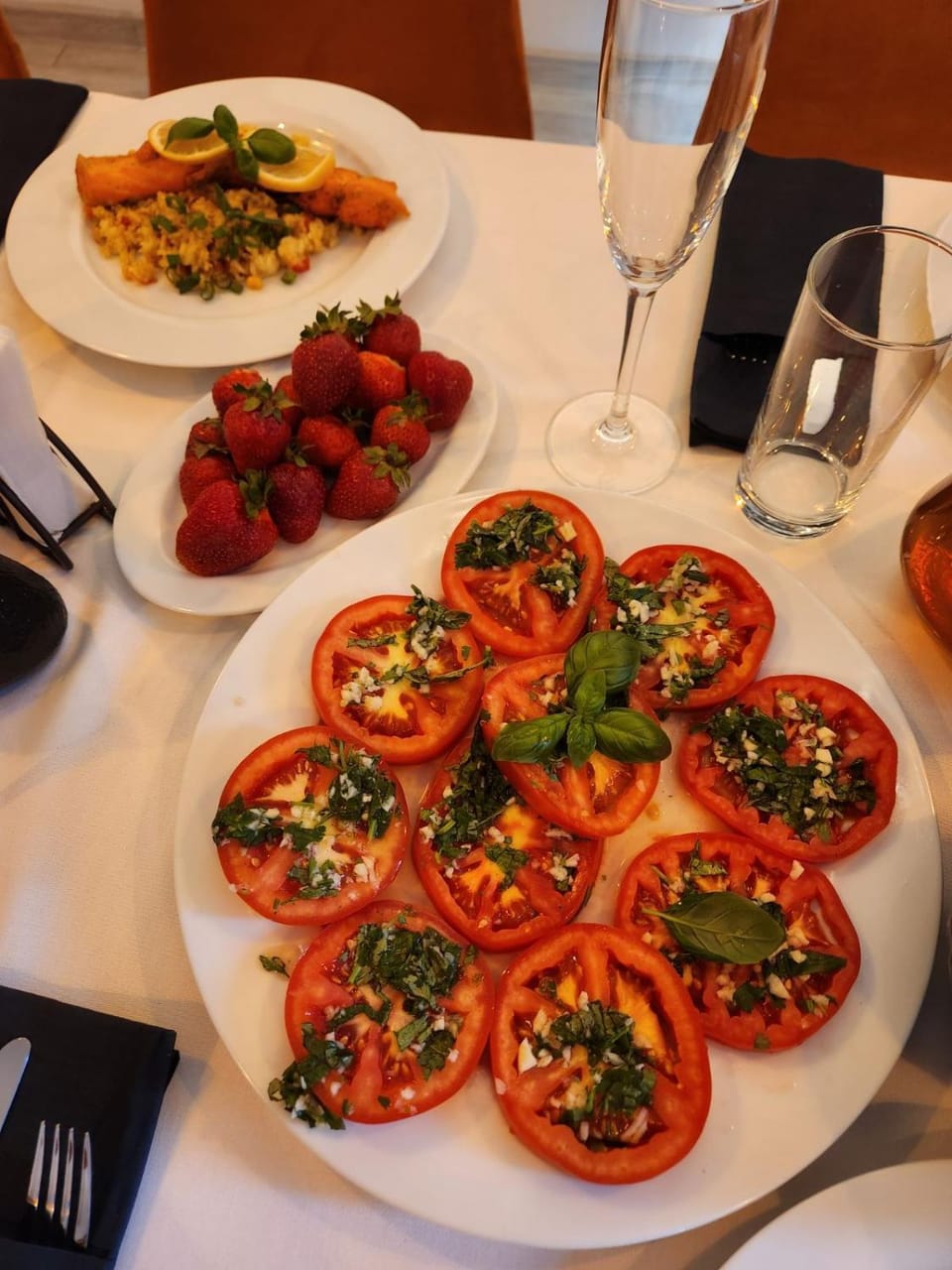 Food and drinks, Food, Breakfast, Alcoholic drinks