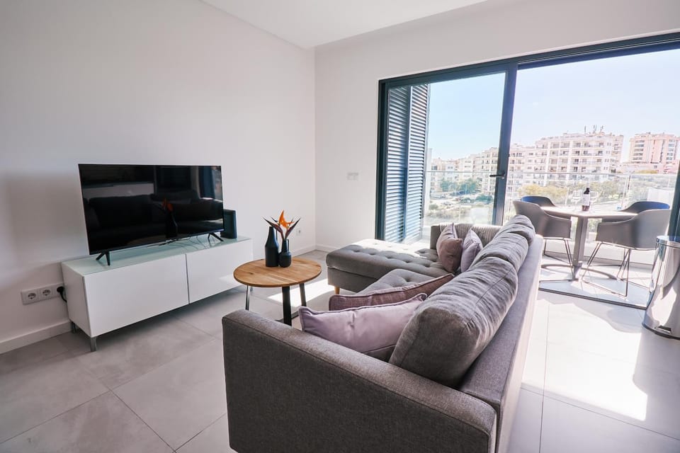 Balcony/Terrace, Living room