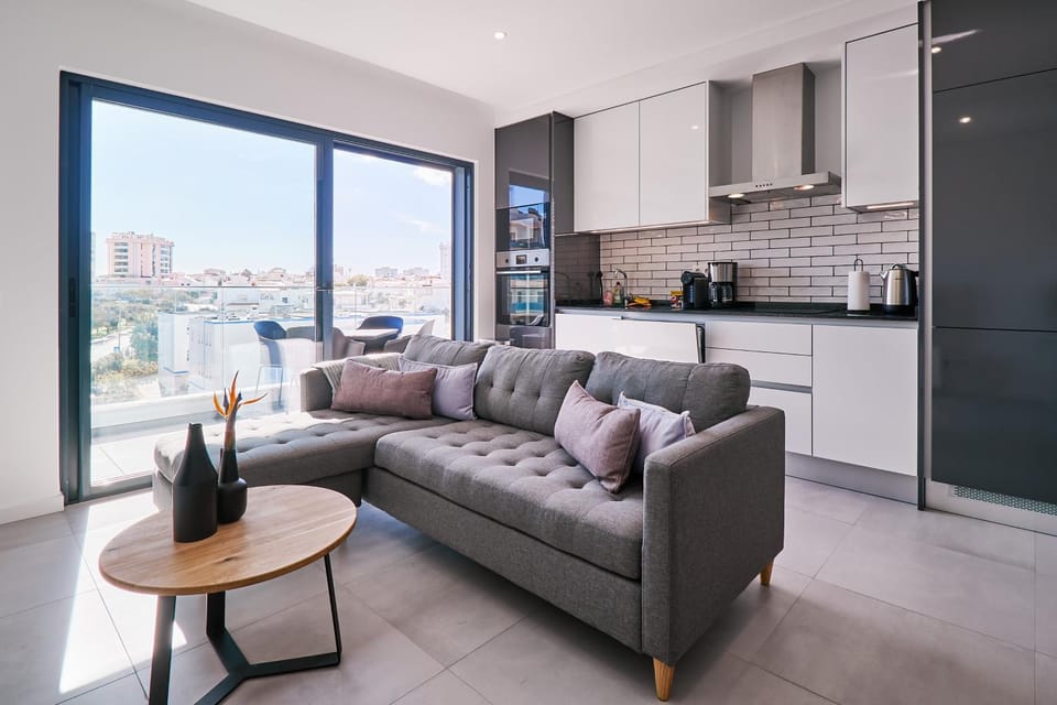 Kitchen or kitchenette, Living room