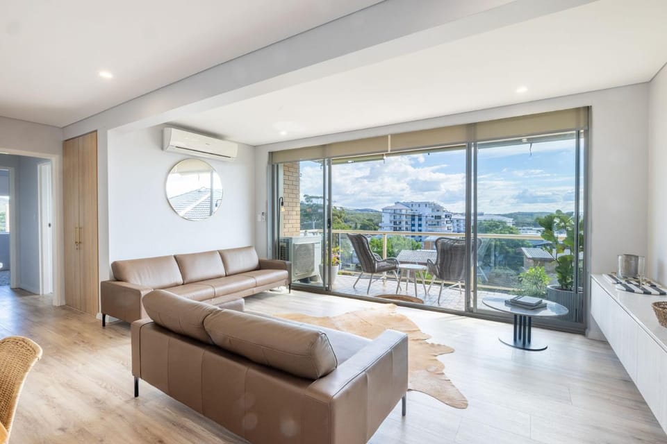 Blue Waters, 2 59 Ronald Ave - water views Linen aircon Wi-Fi Apartment in Shoal Bay