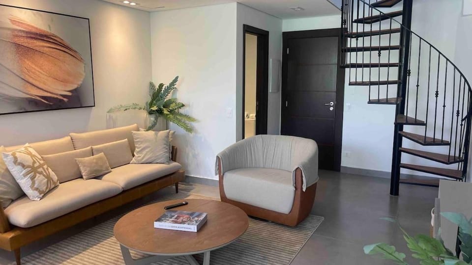 Duplex a 500 metros do baden baden- 2 suites- wifi - 2 vagas de garagem Apartment in Campos do Jordão