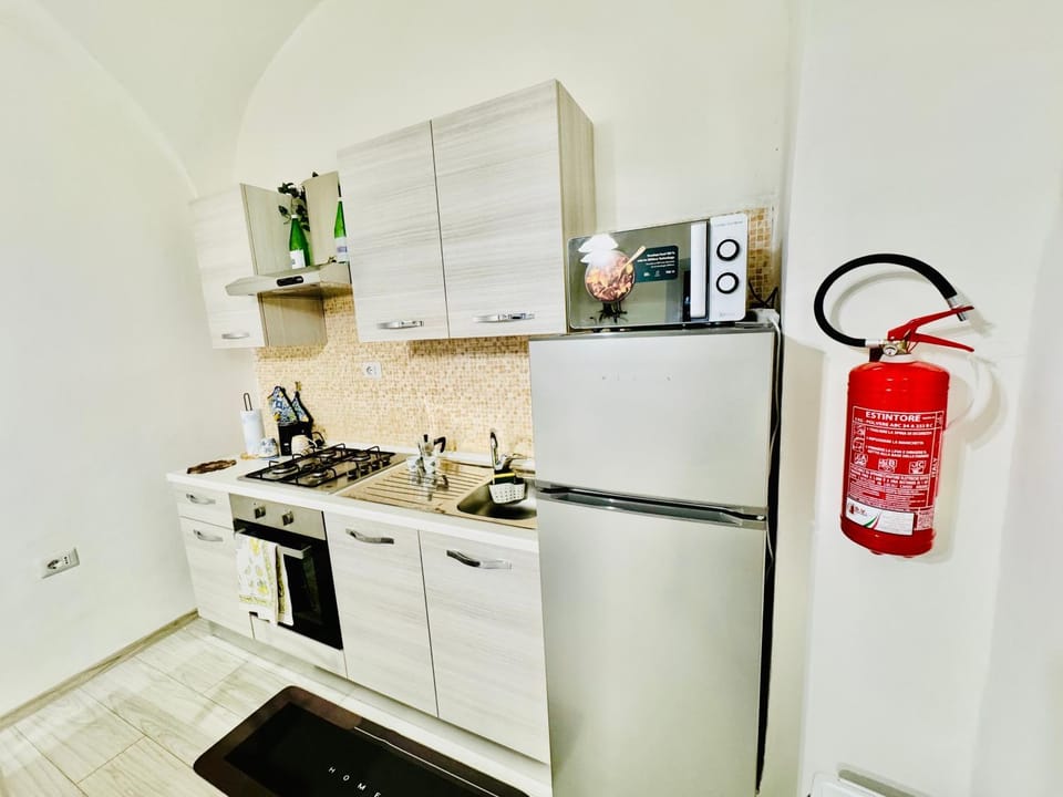 Coffee/tea facilities, Kitchen or kitchenette