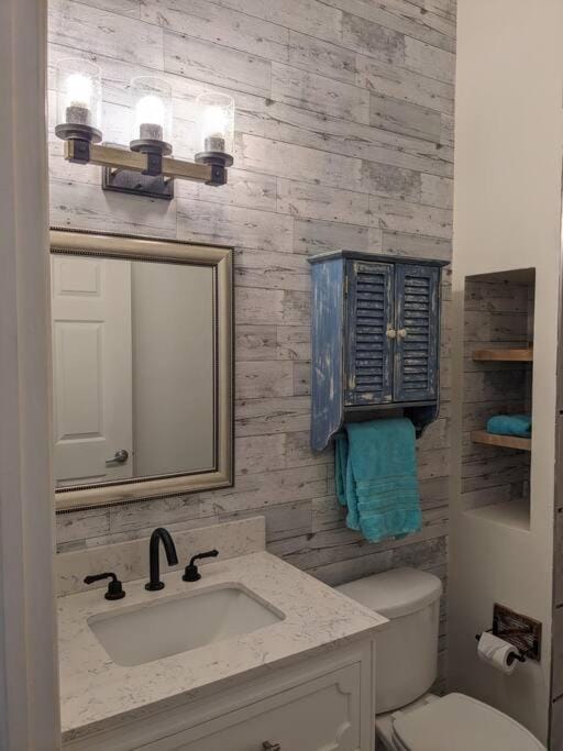 Fish/Boat & Relax Resort Marina Gem on the water! Apartment in Collier County