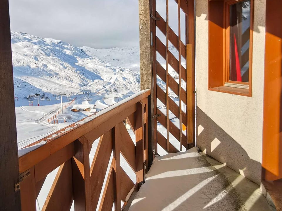 Appart cosy 6 pers. skis aux pieds, balcon, 2 ch. à Val Thorens - FR-1-545-45 Apartment in Les Allues