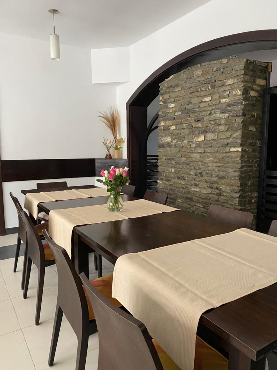 Pensiunea Rodis Bed and Breakfast in Brașov County