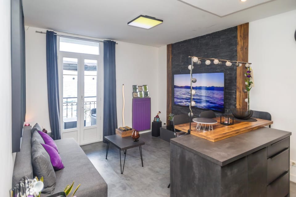 Bellerive Love Suite Magnifique vue lac Apartment in Haute-Savoie