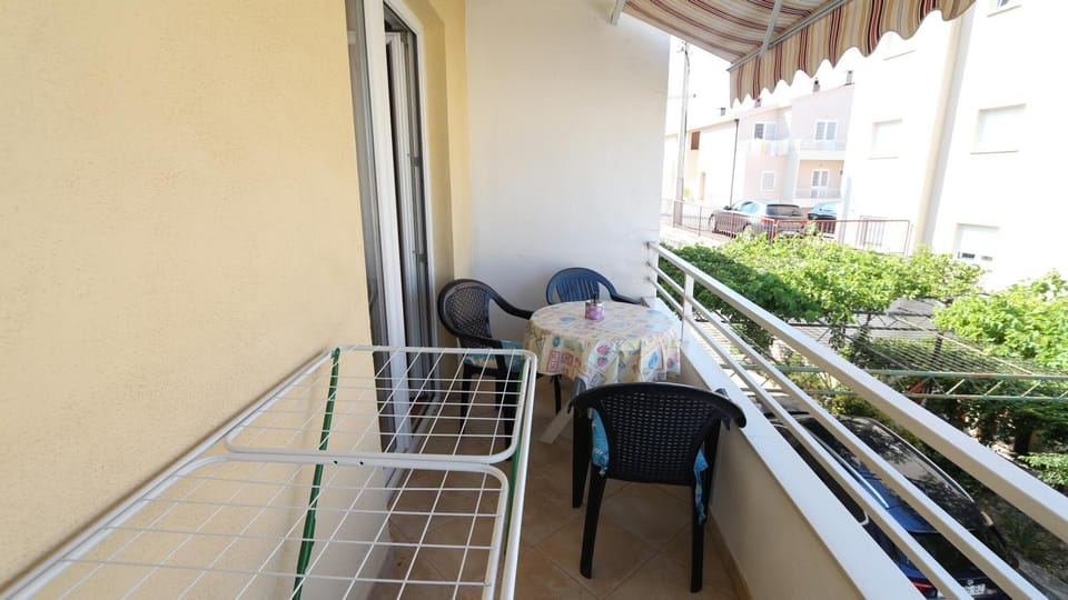 Day, Balcony/Terrace, Seating area