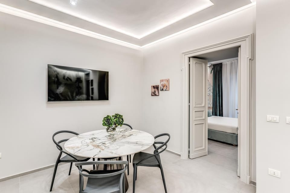 Lady Diamond Apartment in Naples