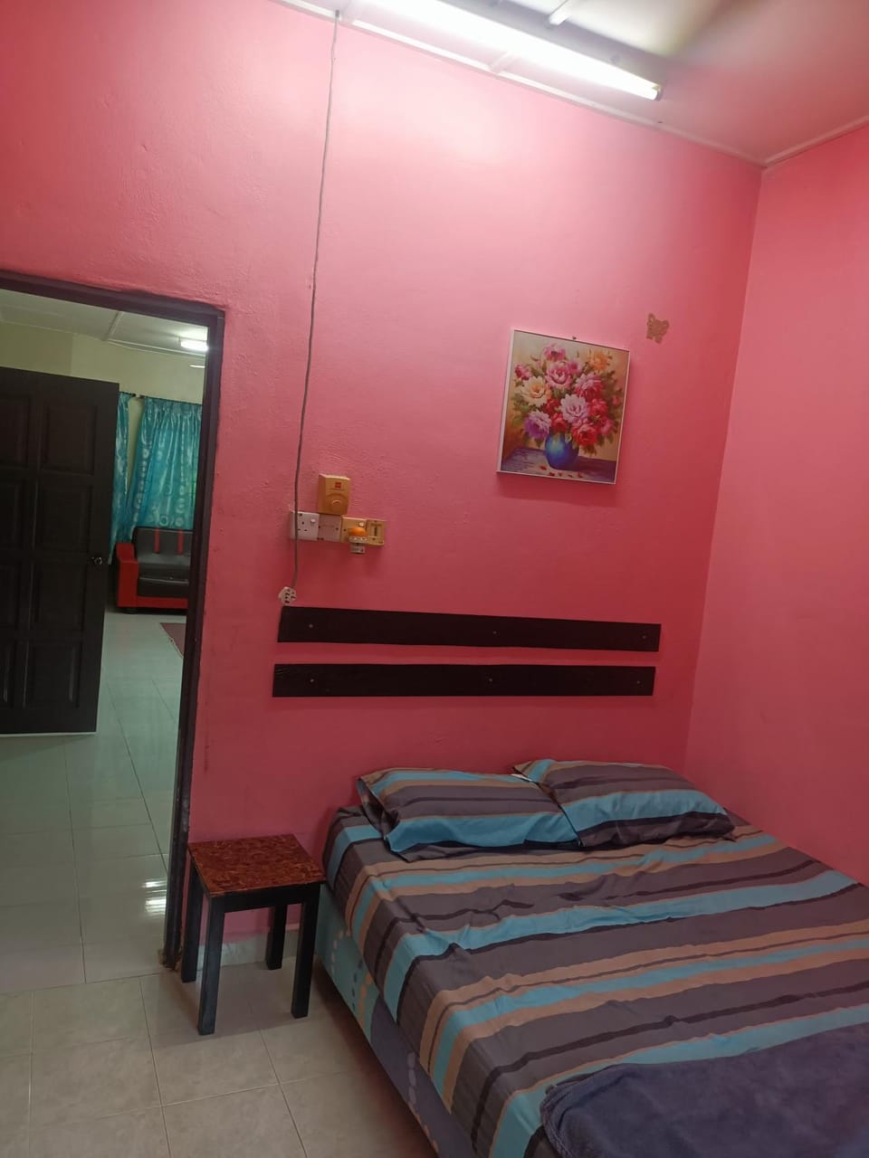 Bed, Photo of the whole room, Bedroom
