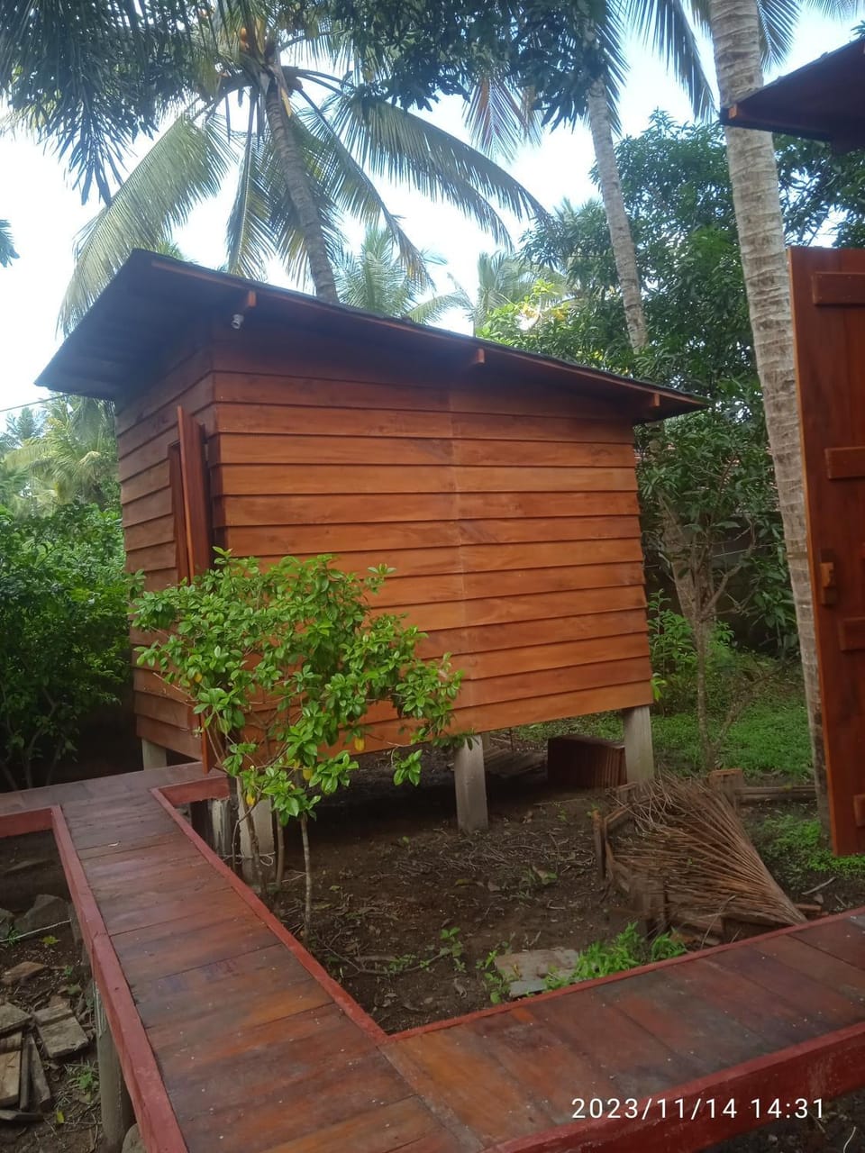 Coco Cabins by Thush Cabin in Southern Province