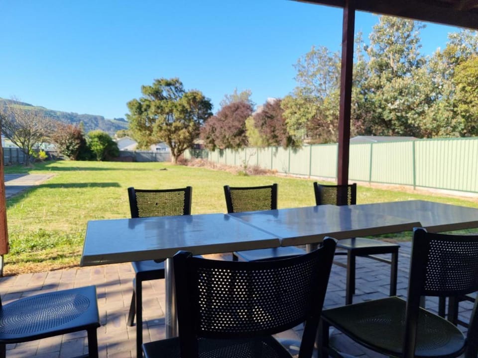 Dining area, Garden view, Mountain view