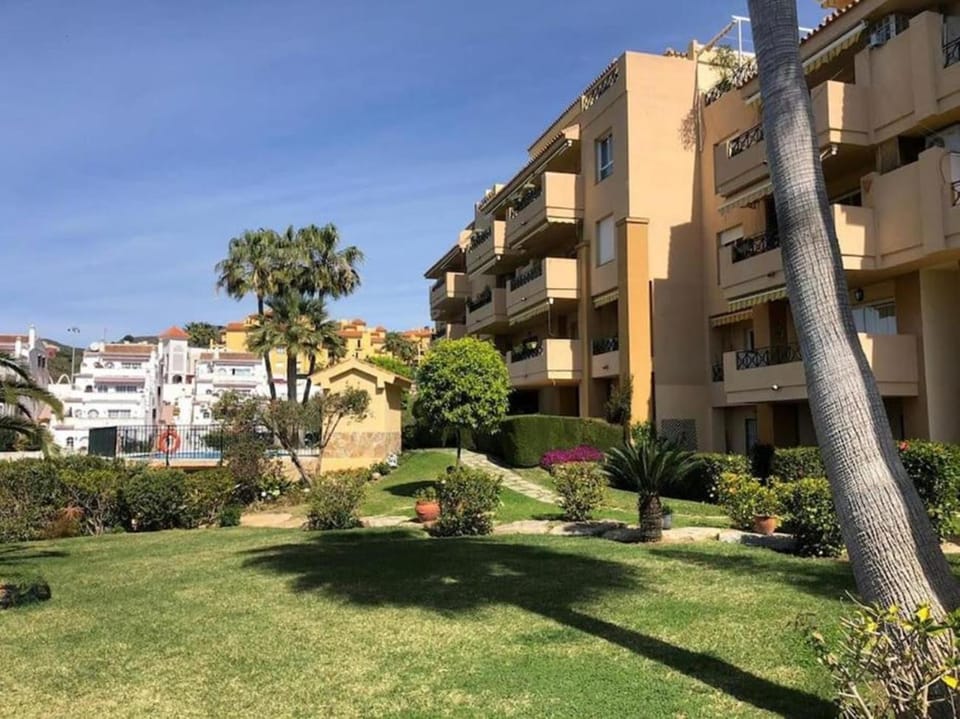 Property building, Garden