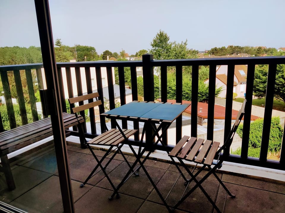 Balcony/Terrace, Balcony/Terrace, Dining area