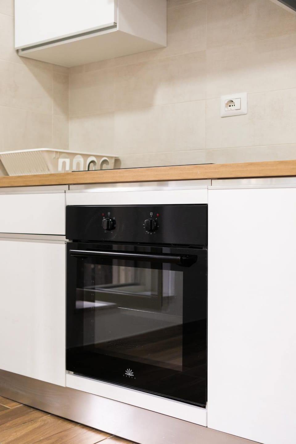 pet friendly, kitchen
