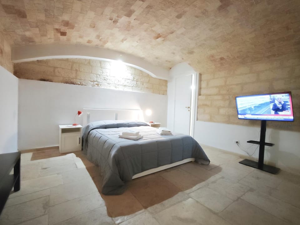 Stone House Apartment in Bari