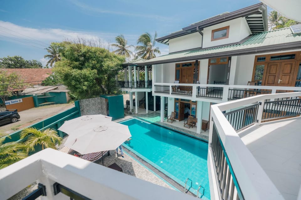 View (from property/room), Pool view