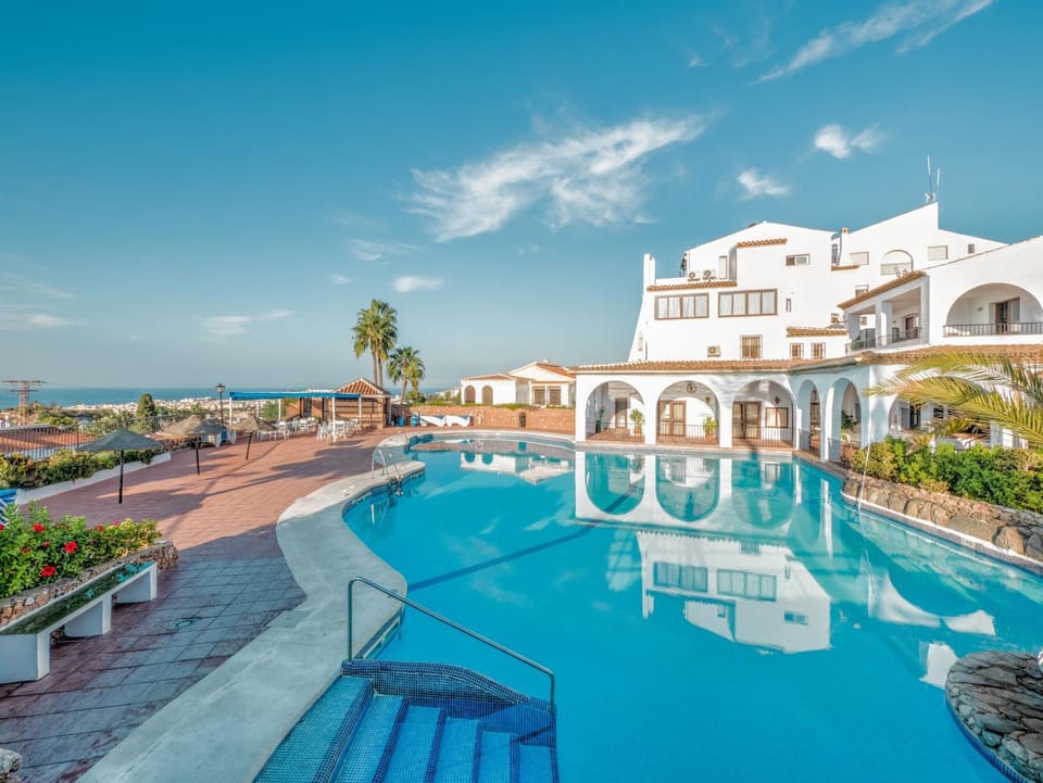 Sea view, Swimming pool