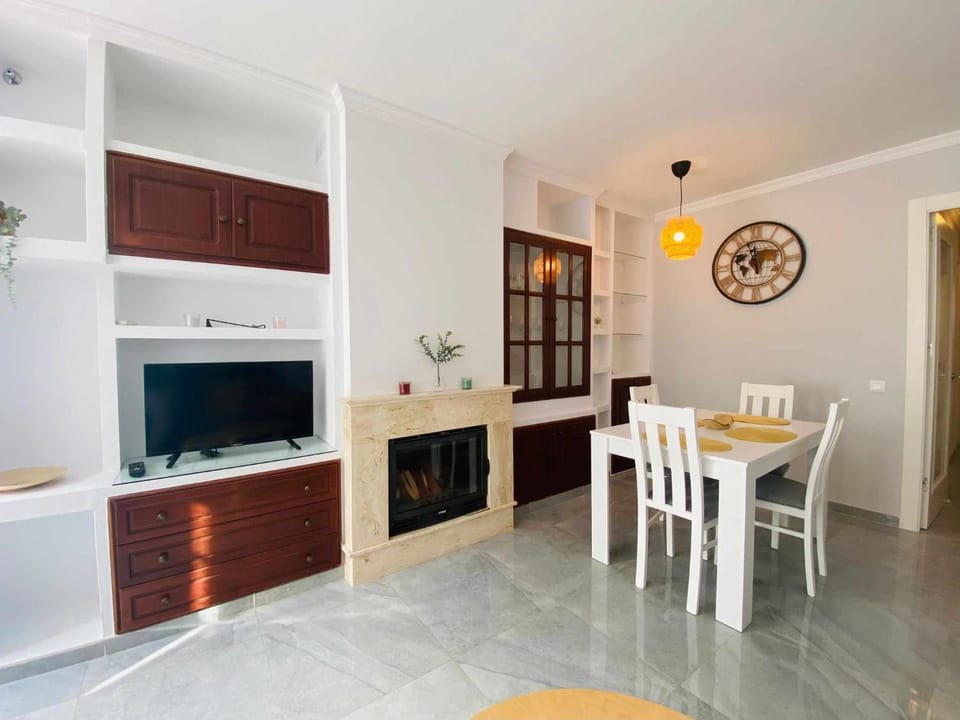 Bonita casa céntrica con piscina & parking Apartment in Torremolinos