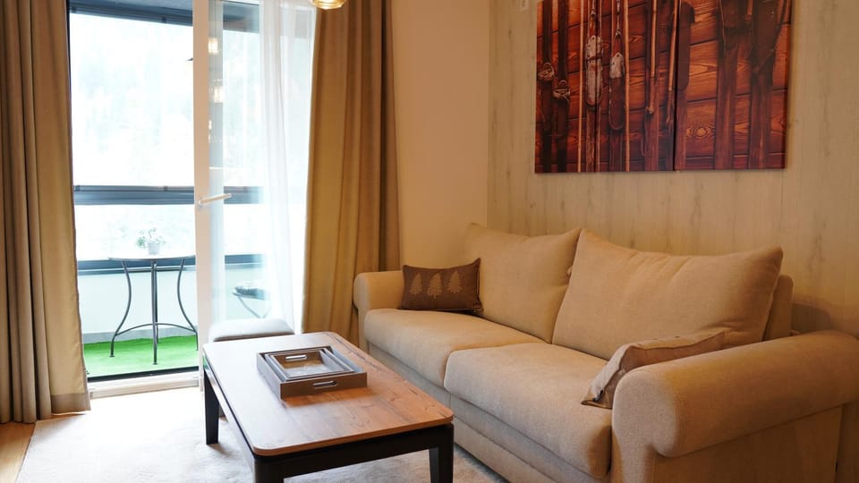 Bed, Living room, Seating area