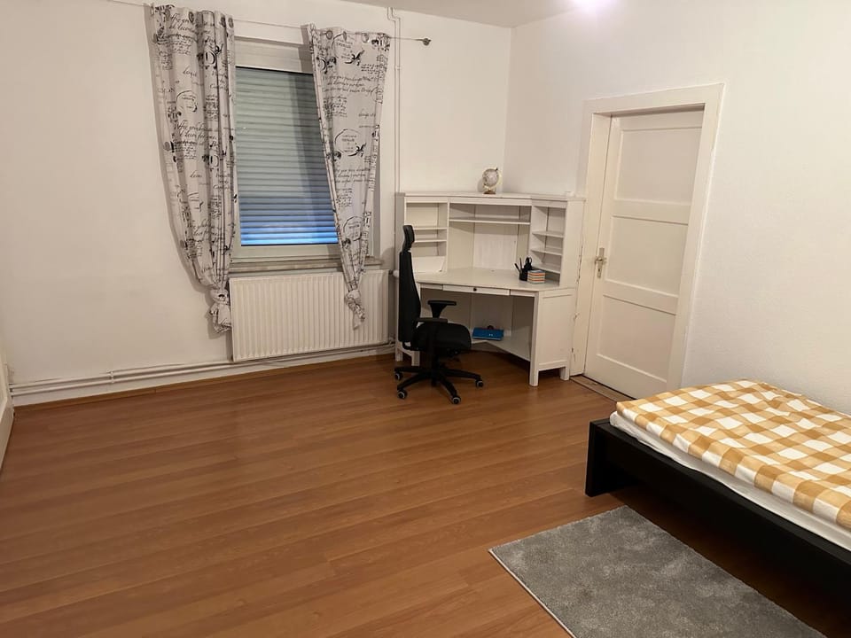 Bedroom, hair dresser