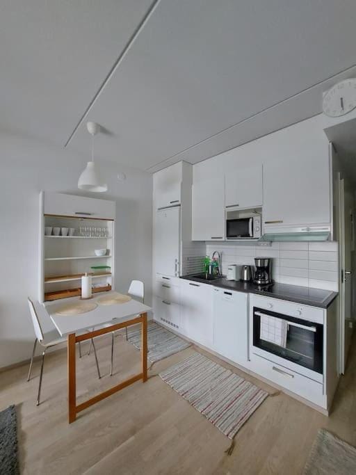 Kotimaailma - Avara ja valoisa studio Vantaalla Apartment in Uusimaa