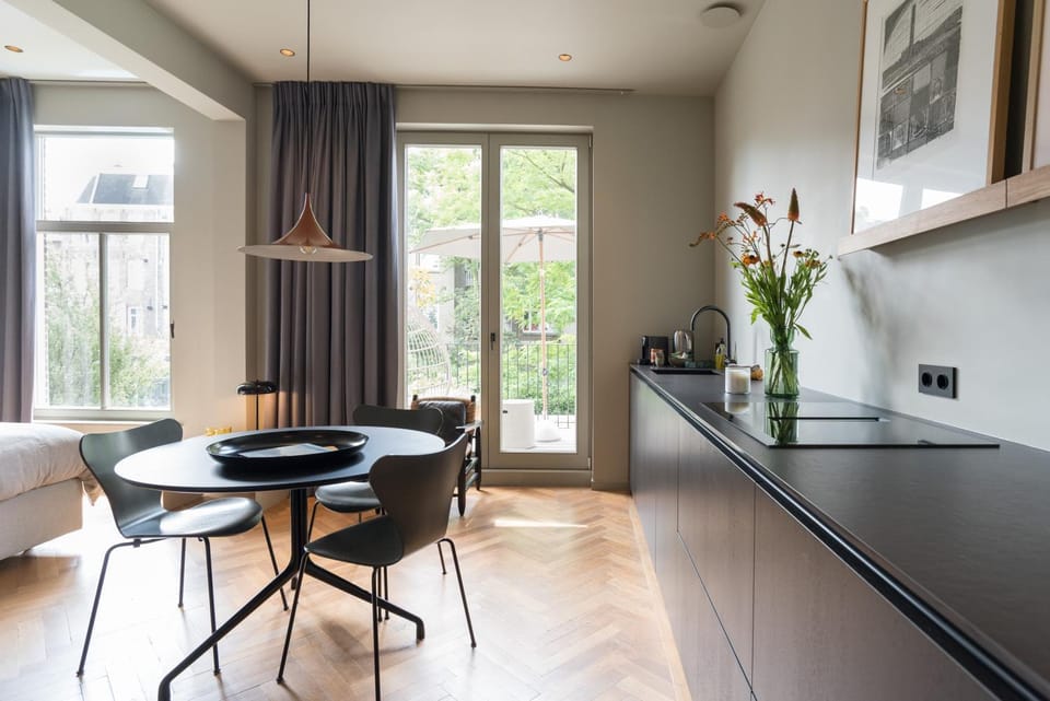 Vondel 99 Bed and Breakfast in Amsterdam